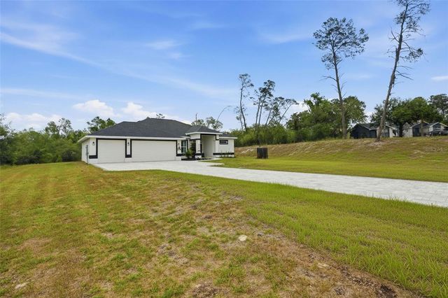 7279 BLACKBIRD AVENUE, Weeki Wachee, FL 34613