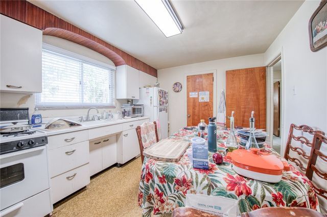 1502 Cooper Ave, Brighton Heights, PA 15212