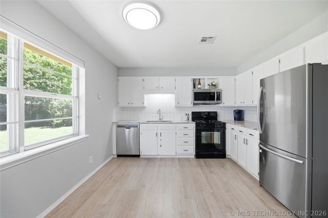 1108 W Pittsburg Street, Broken Arrow, OK 74012