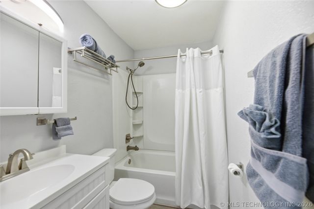 1108 W Pittsburg Street, Broken Arrow, OK 74012