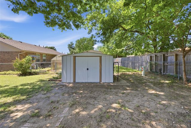 1108 W Pittsburg Street, Broken Arrow, OK 74012