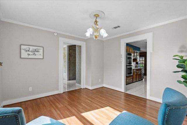 1718 23rd Avenue N, Texas City, TX 77590