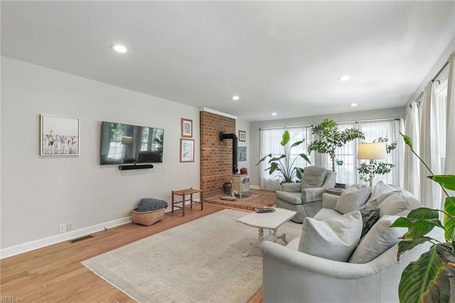 115 Montrose, Williamsburg, VA 23186
