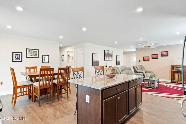 1280 Hickmans Branch Drive NW, Calabash, NC 28467