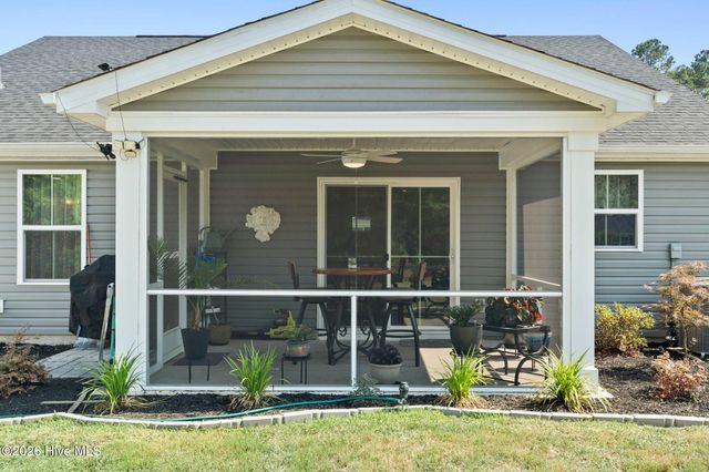 1280 Hickmans Branch Drive NW, Calabash, NC 28467