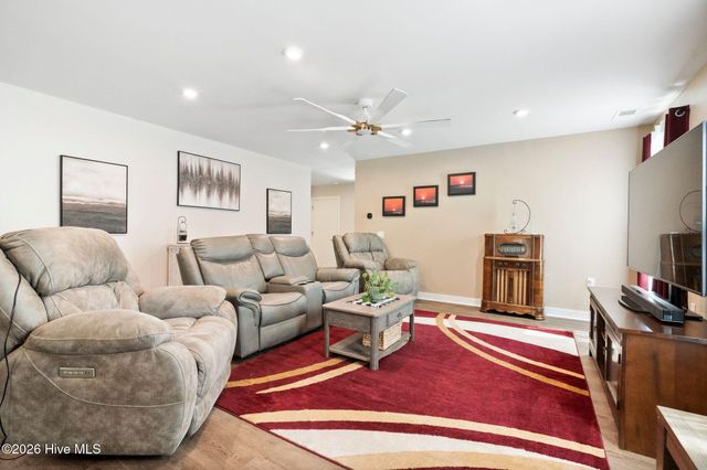 1280 Hickmans Branch Drive NW, Calabash, NC 28467