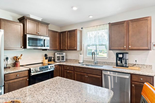 1280 Hickmans Branch Drive NW, Calabash, NC 28467