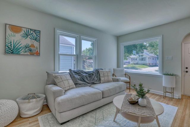 340 N 63rd STREET, Milwaukee, WI 53213