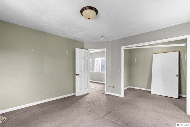 2707 Howard Street, Omaha, NE 68105