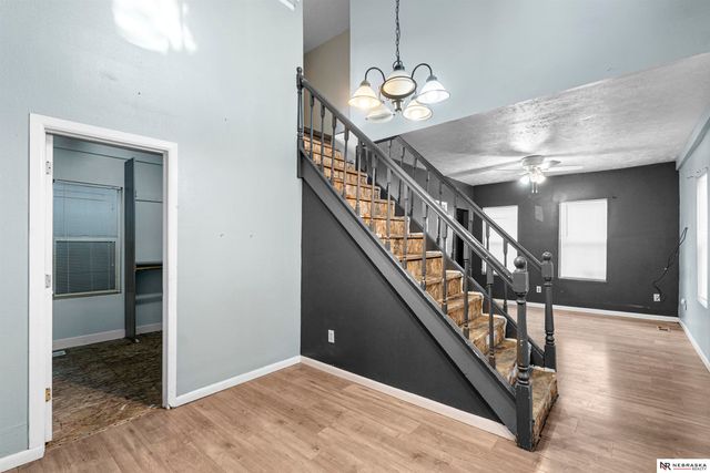 2707 Howard Street, Omaha, NE 68105