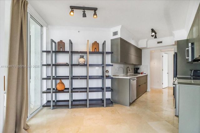 18671 Collins Avenue 2404, Sunny Isles Beach, FL 33160