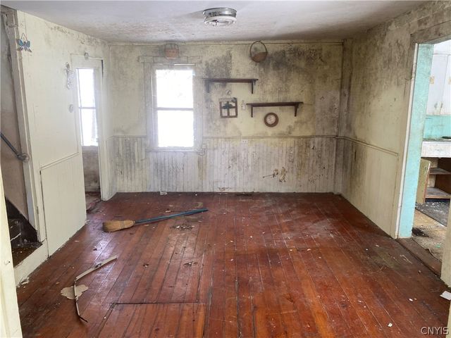6457 State Route 80, Fabius, NY 13020