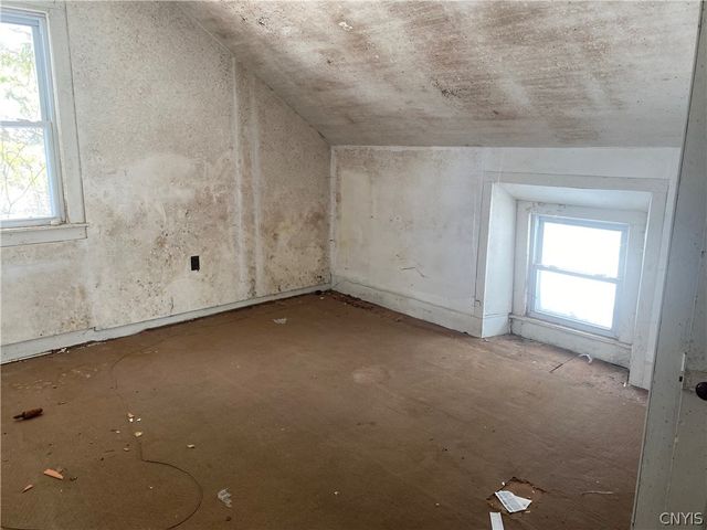 6457 State Route 80, Fabius, NY 13020