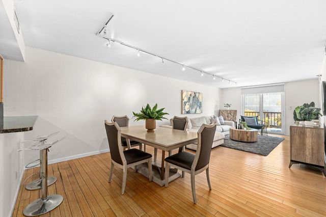 201 W LAUREL STREET 310, Tampa, FL 33602