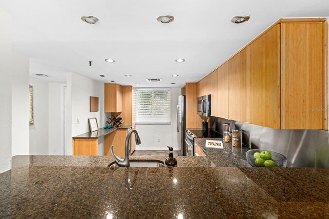 201 W LAUREL STREET 310, Tampa, FL 33602