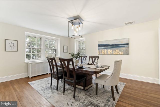 13 E NEWFIELD WAY, Bala Cynwyd, PA 19004