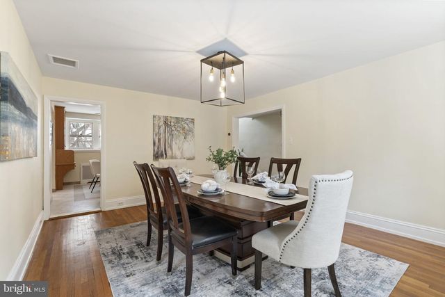 13 E NEWFIELD WAY, Bala Cynwyd, PA 19004