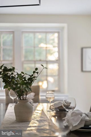 13 E NEWFIELD WAY, Bala Cynwyd, PA 19004