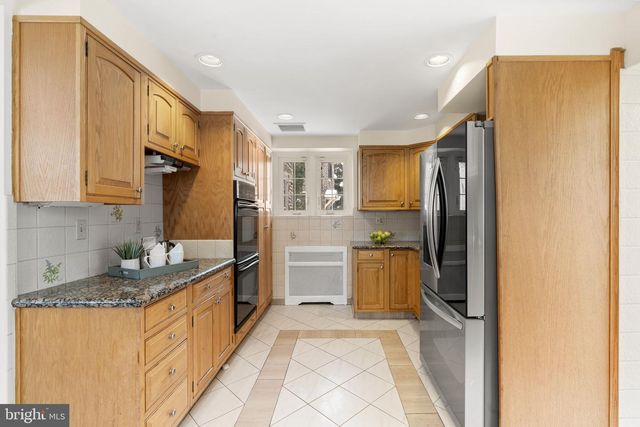 13 E NEWFIELD WAY, Bala Cynwyd, PA 19004