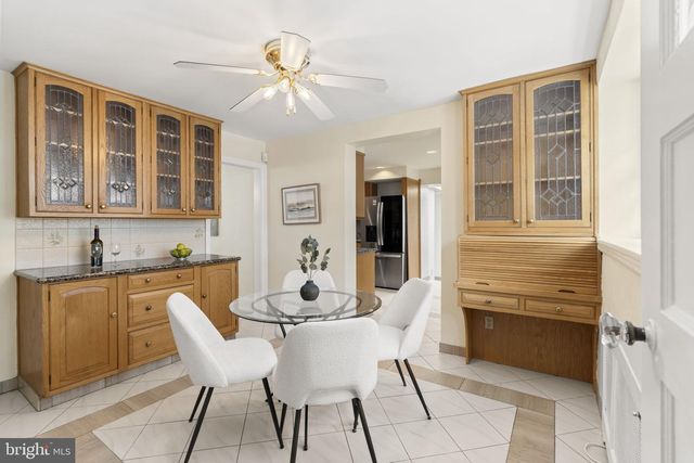 13 E NEWFIELD WAY, Bala Cynwyd, PA 19004