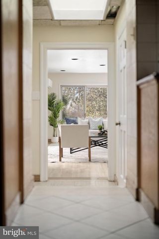 13 E NEWFIELD WAY, Bala Cynwyd, PA 19004