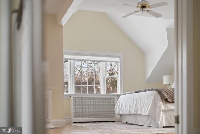 13 E NEWFIELD WAY, Bala Cynwyd, PA 19004