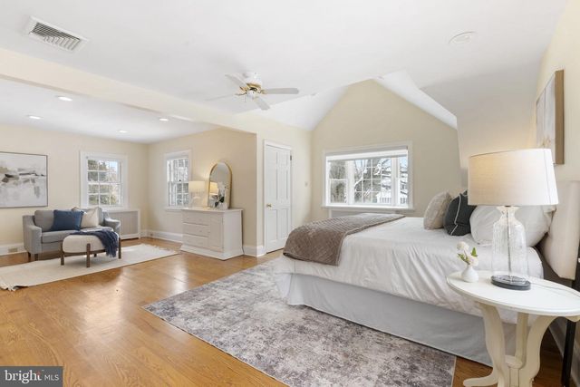 13 E NEWFIELD WAY, Bala Cynwyd, PA 19004