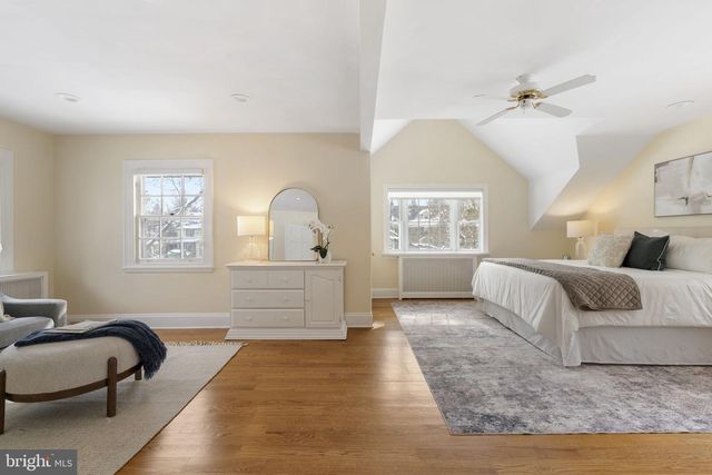 13 E NEWFIELD WAY, Bala Cynwyd, PA 19004