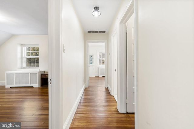 13 E NEWFIELD WAY, Bala Cynwyd, PA 19004