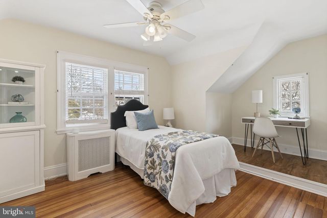 13 E NEWFIELD WAY, Bala Cynwyd, PA 19004