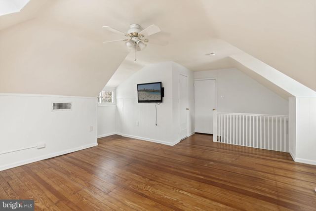 13 E NEWFIELD WAY, Bala Cynwyd, PA 19004