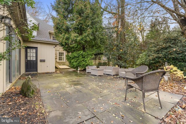 13 E NEWFIELD WAY, Bala Cynwyd, PA 19004