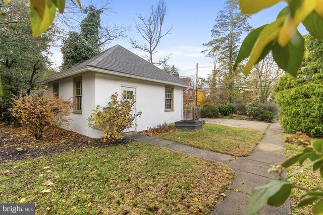 13 E NEWFIELD WAY, Bala Cynwyd, PA 19004