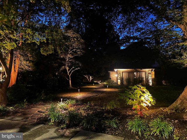 13 E NEWFIELD WAY, Bala Cynwyd, PA 19004