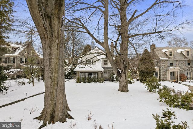 13 E NEWFIELD WAY, Bala Cynwyd, PA 19004