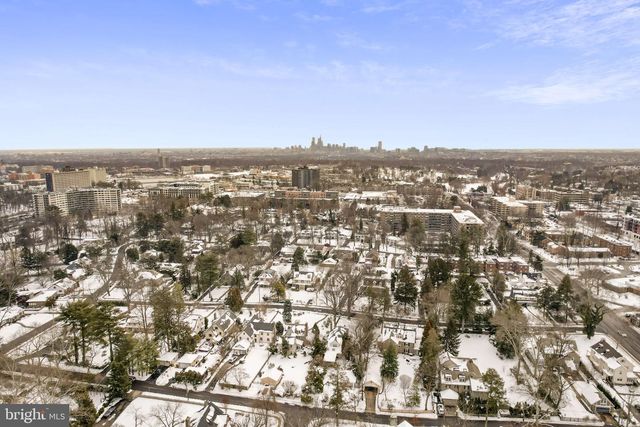 13 E NEWFIELD WAY, Bala Cynwyd, PA 19004