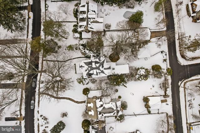 13 E NEWFIELD WAY, Bala Cynwyd, PA 19004