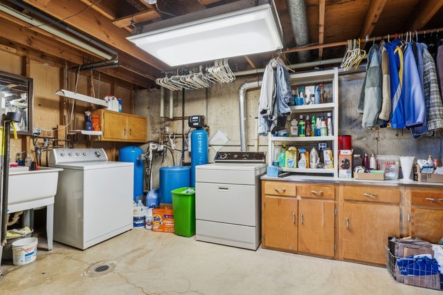 120 Apple Avenue, Lemont, IL 60439