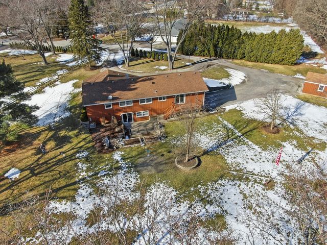 120 Apple Avenue, Lemont, IL 60439