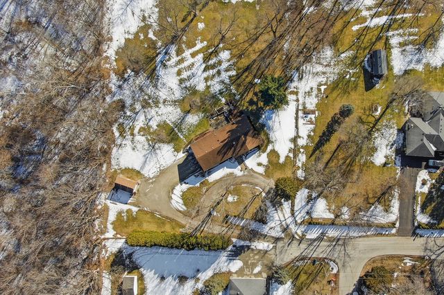 120 Apple Avenue, Lemont, IL 60439