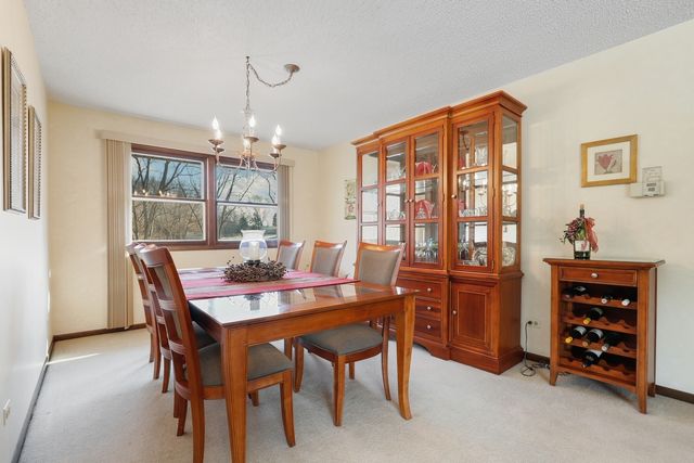 120 Apple Avenue, Lemont, IL 60439