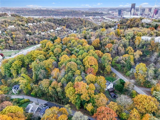 520 Suffolk Street, Fineview, PA 15214