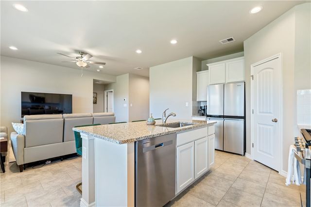 2689 Excelsior Blvd, Corpus Christi, TX 78415