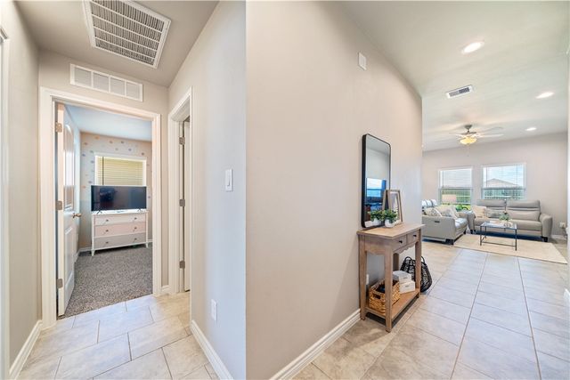 2689 Excelsior Blvd, Corpus Christi, TX 78415
