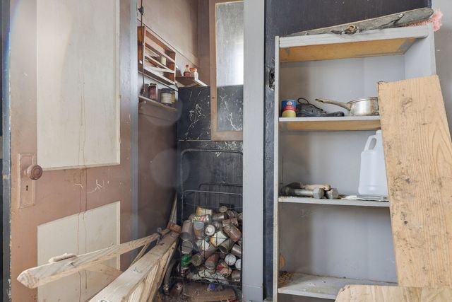 16001 Loomis Avenue, Harvey, IL 60426