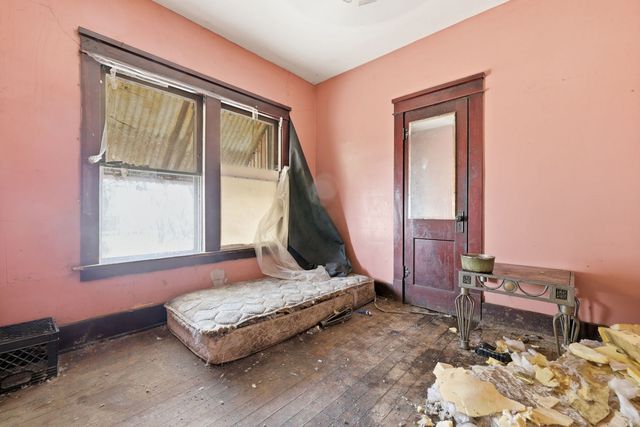 16001 Loomis Avenue, Harvey, IL 60426