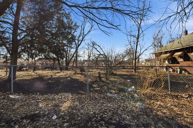 16001 Loomis Avenue, Harvey, IL 60426