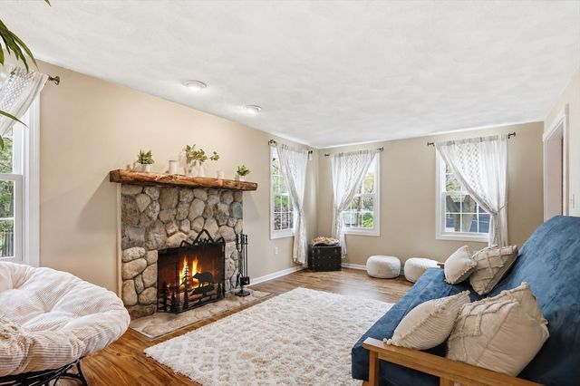 6 Packard Street, Woburn, MA 01801