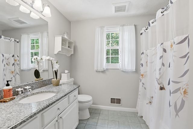 6 Packard Street, Woburn, MA 01801