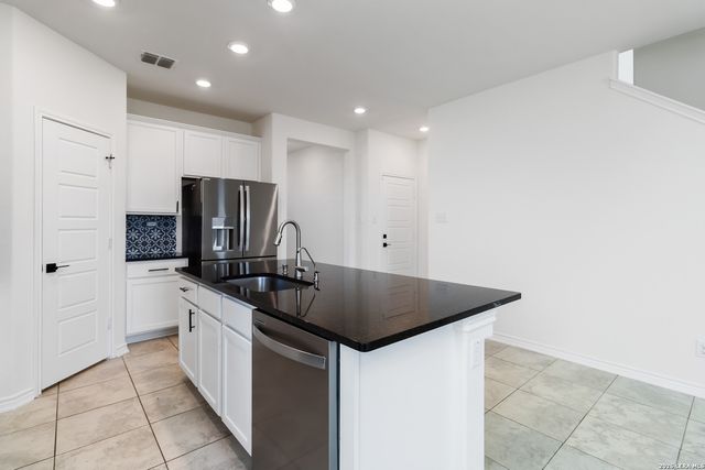 11414 Amberina, San Antonio, TX 78245